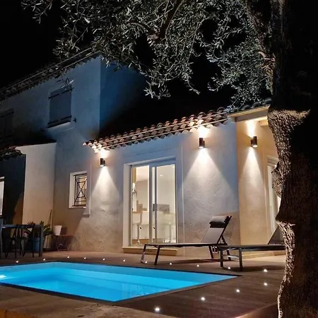 Nice, Magnifique Vue Avec Piscine * ニース