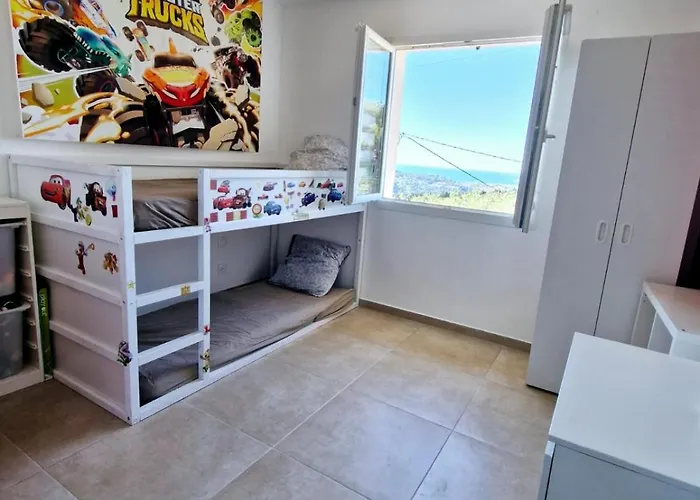 Nice, Magnifique Vue Avec Piscine فيلة