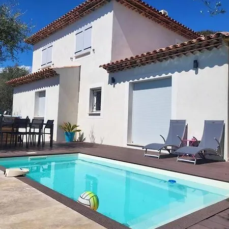 Nice, Magnifique Vue Avec Piscine * Ницца